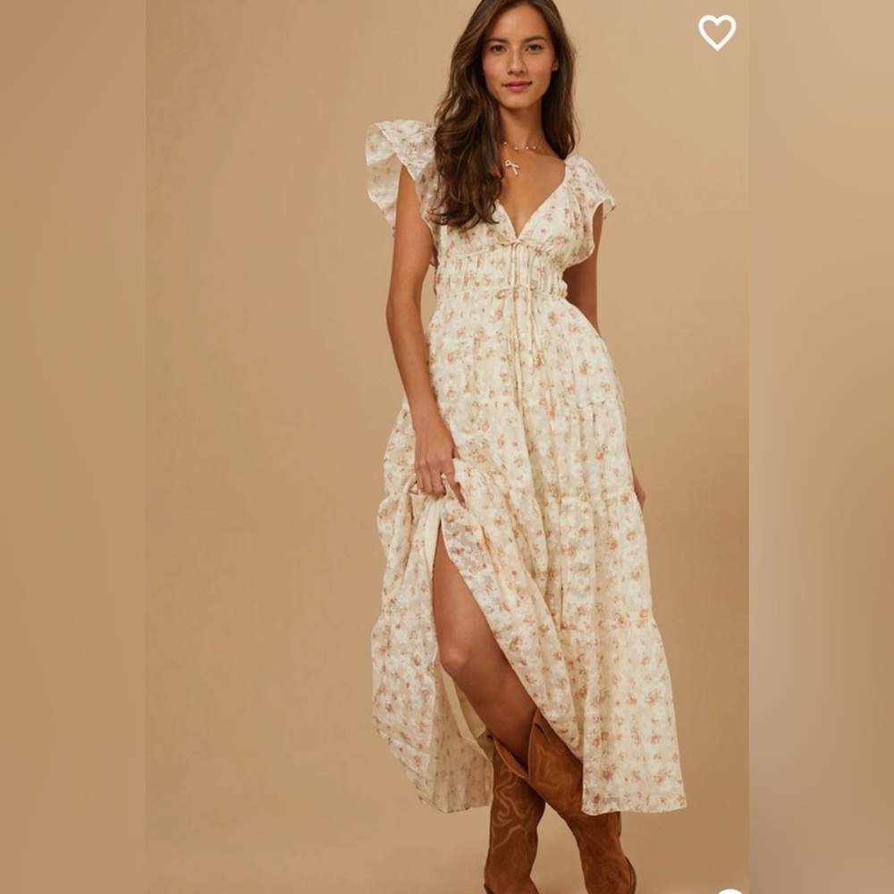 Storia Floral Cream Dress